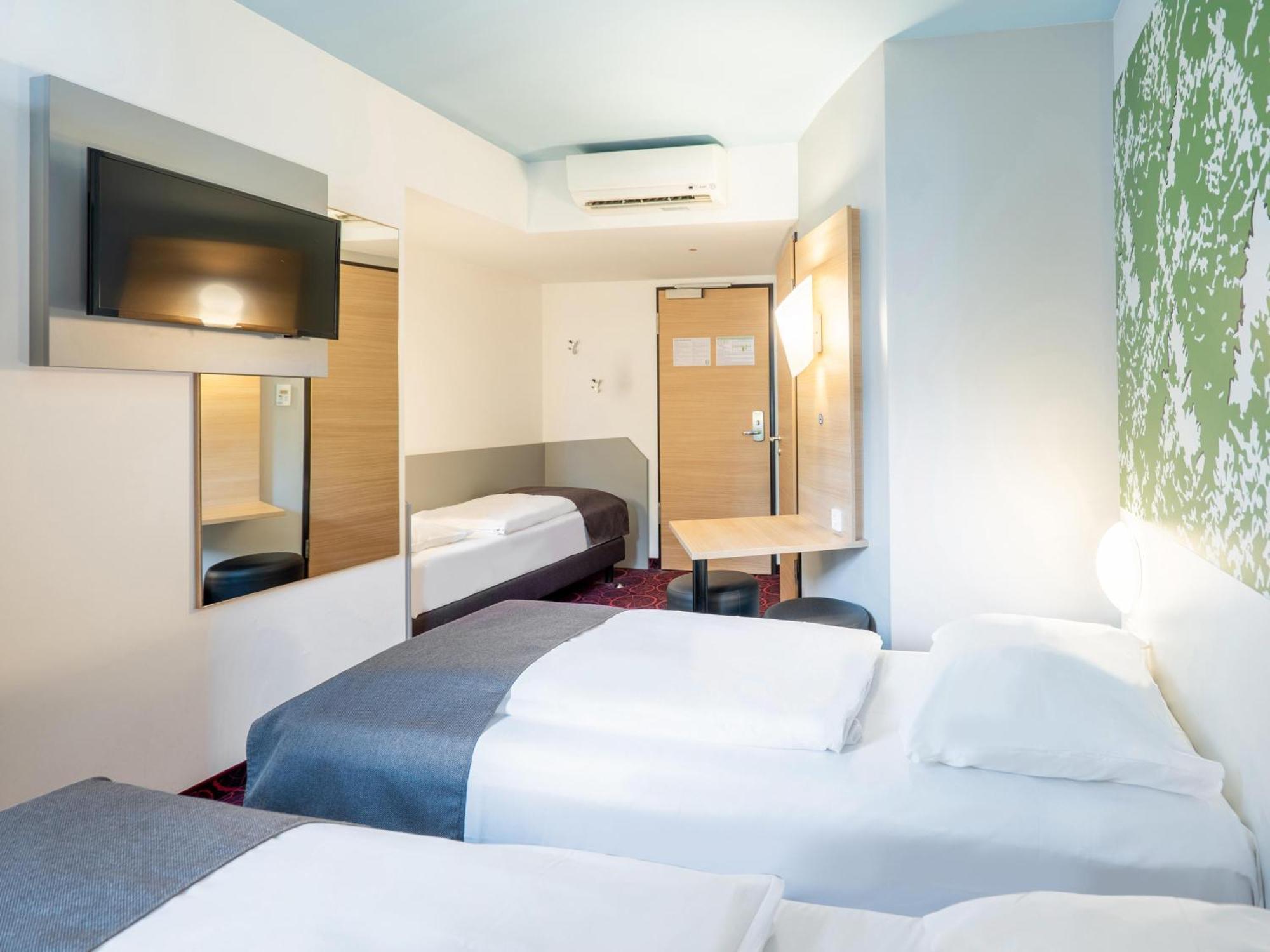 B&B Hotel Offenburg-City Buitenkant foto